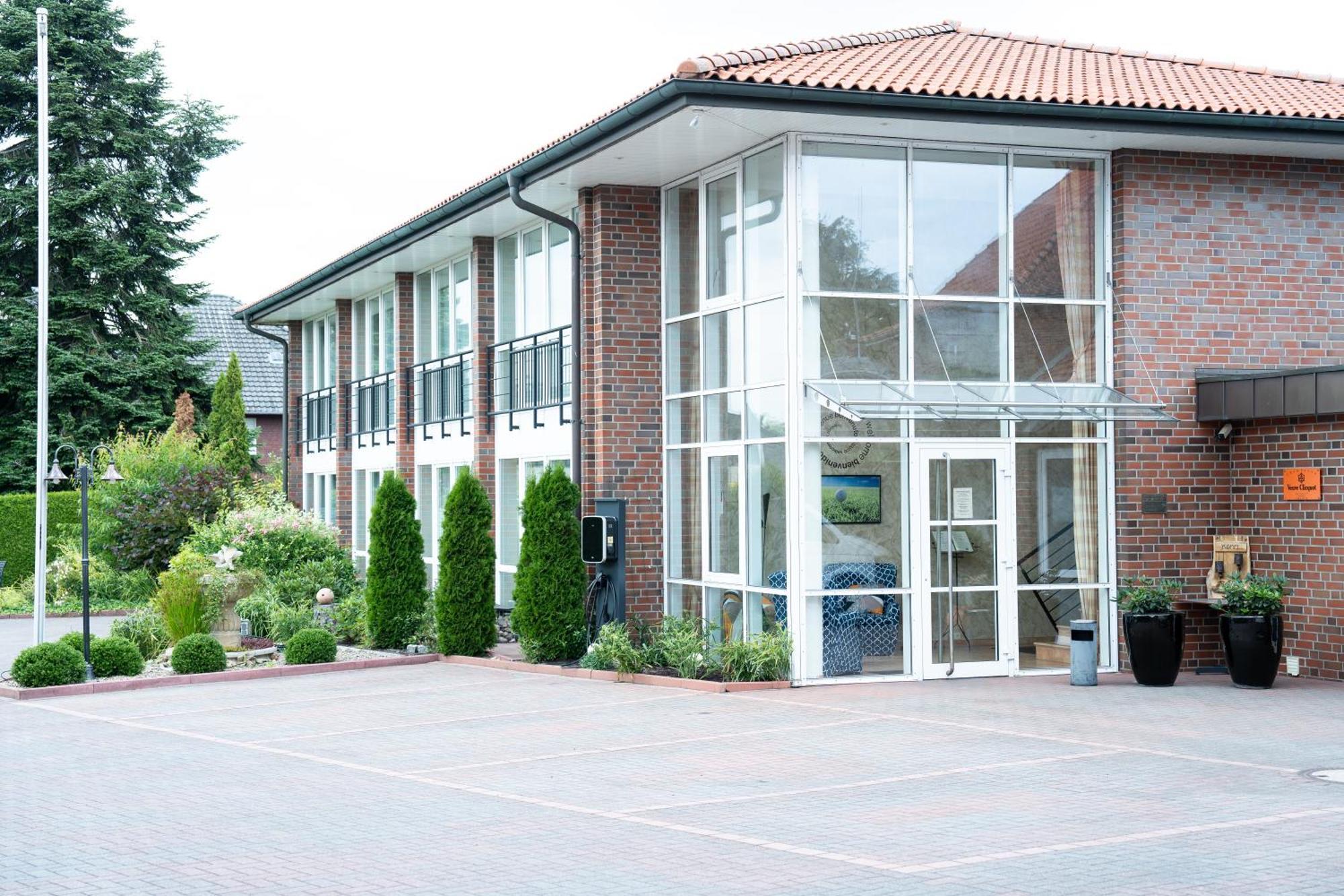 Hotel Zur Post - Economy Rooms Garrel Exterior foto